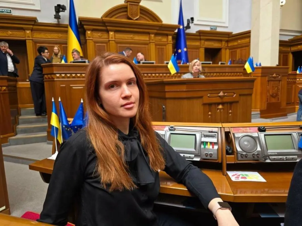 Безугла залишиться у Раді: відсторонити депутатку не вдалося через недостатню підтримку