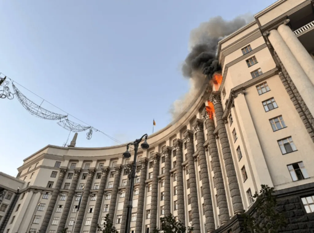 Філатов різко відреагував на атаку дронів по Кабміну та заклики радіти ударам