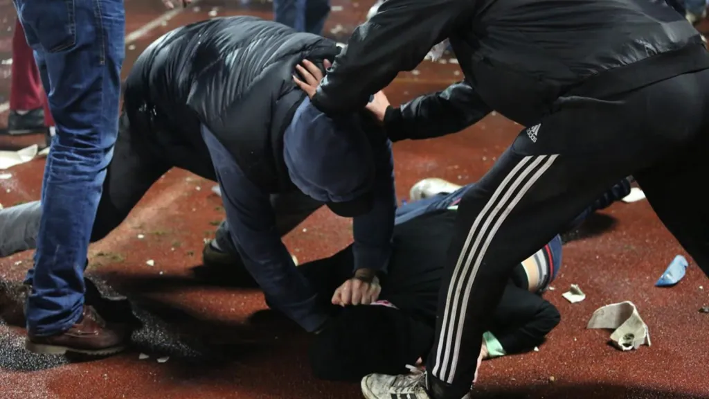 Масова бійка після вечірки у Києві: поліція затримала дев’ятьох учасників