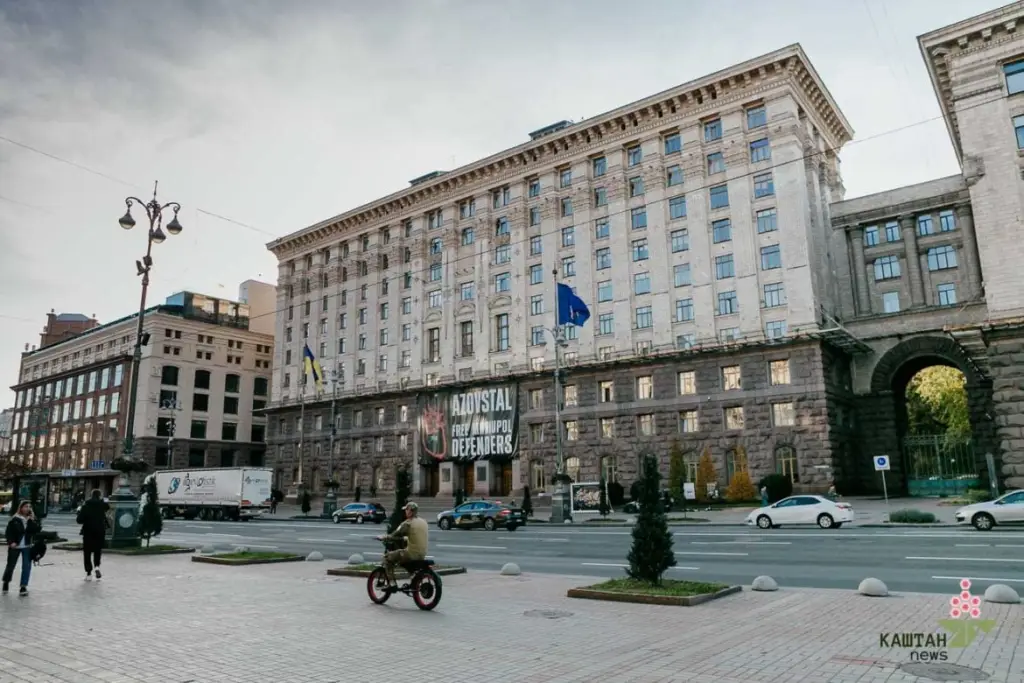 Чому Віталій Кличко скасував сесію Київради: імпічмент, Поворозник і проблема «Київміськбуду»