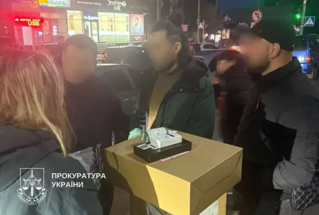 На Київщині затримали водія Mercedes, який побив і покинув непритомного велосипедиста