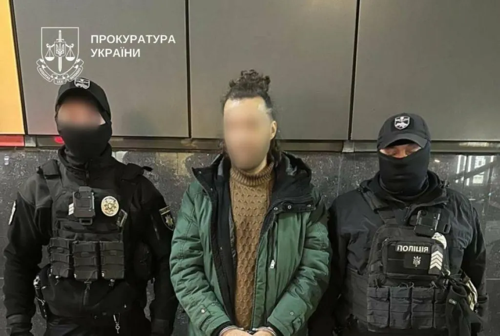 На Київщині затримали водія Mercedes, який побив і покинув непритомного велосипедиста