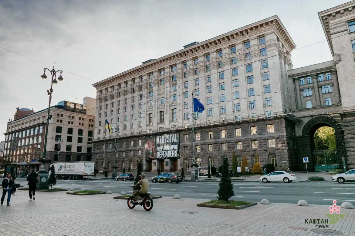 Київрада відновила роботу: мобільні укриття, відставка Гінзбург і нові земельні правила