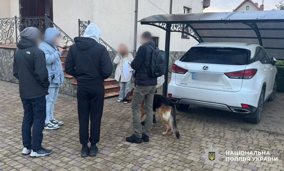 У Києві викрили підприємців, які шахрайським шляхом заволоділи тютюновою продукцією на 128 мільйонів гривень