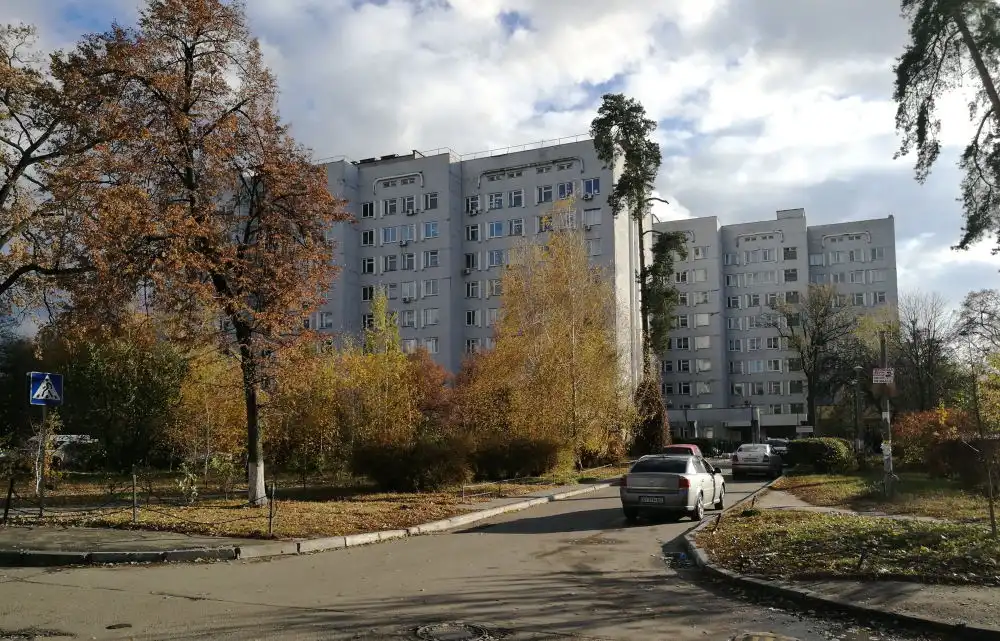 «Космічні» оклади в столичній медицині: що виявила комісія КМДА за підсумками півріччя