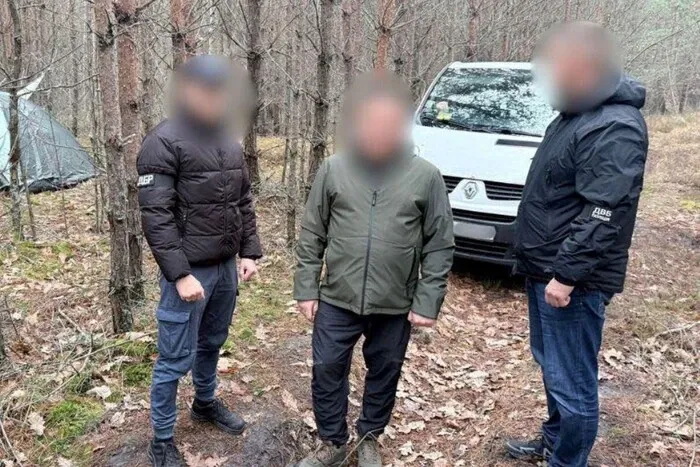 У Києві затримали поліцейського, який зник із доказами на понад 13 мільйонів гривень