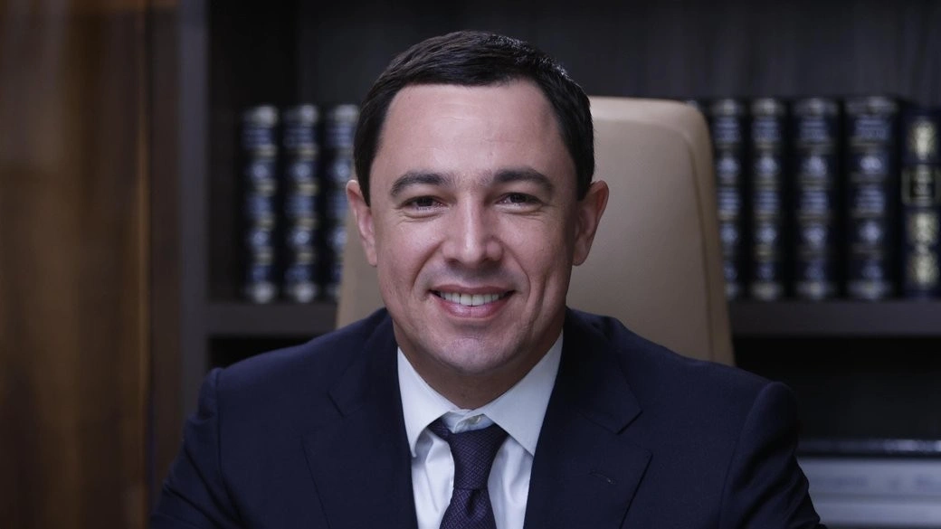 Повернення у крісло: заступник голови КМДА Володимир Прокопів відновлює роботу