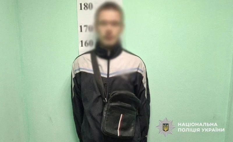 У Києві засудили молодика, який пограбував пенсіонерку біля її дому