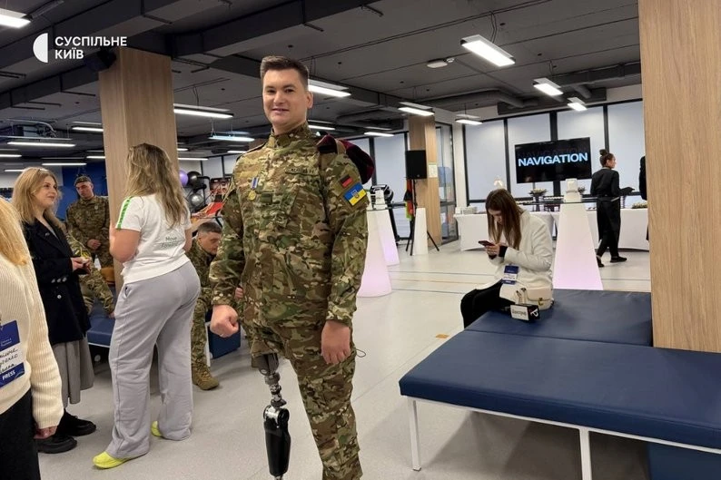 У Києві запрацював міжнародний центр MCOP, що протезуватиме військових і цивільних