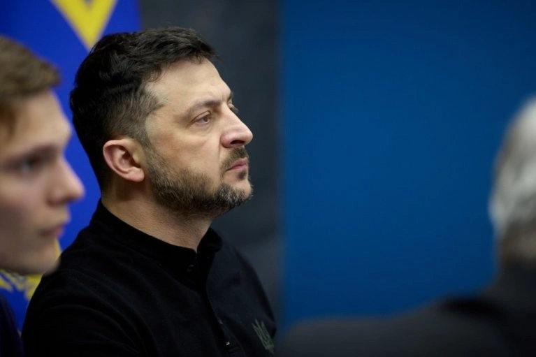 Зеленський окреслив червону лінію: жодного визнання Донбасу за Росією