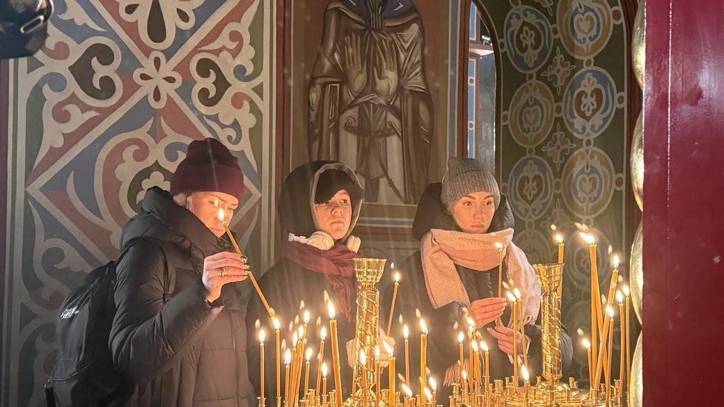 Різдвяний вечір у столиці: молитви, колядки і відчуття єдності