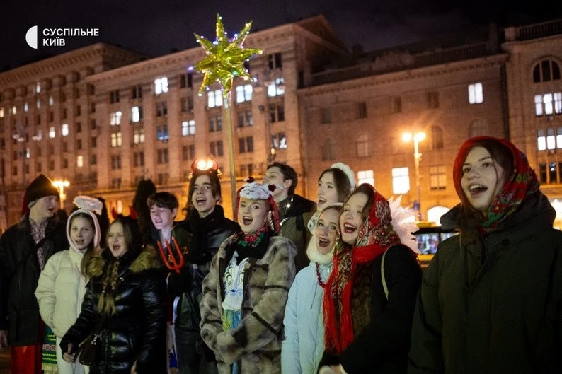 Різдвяний вечір у столиці: молитви, колядки і відчуття єдності