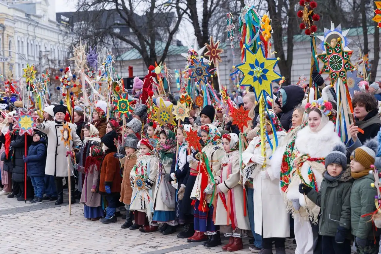 Різдво під відкритим небом: як Київ зустрів свято традицією і єдністю