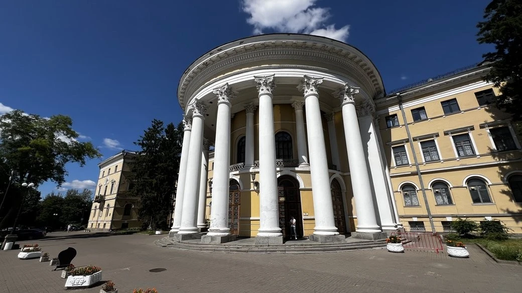 Майно на родичах не врятувало: суд конфіскував активи депутата на мільйони