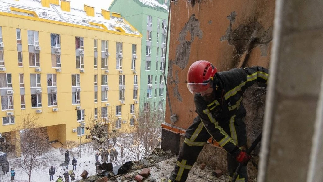 Тепло на межі виживання: київські оранжереї борються за життя тисяч рослин