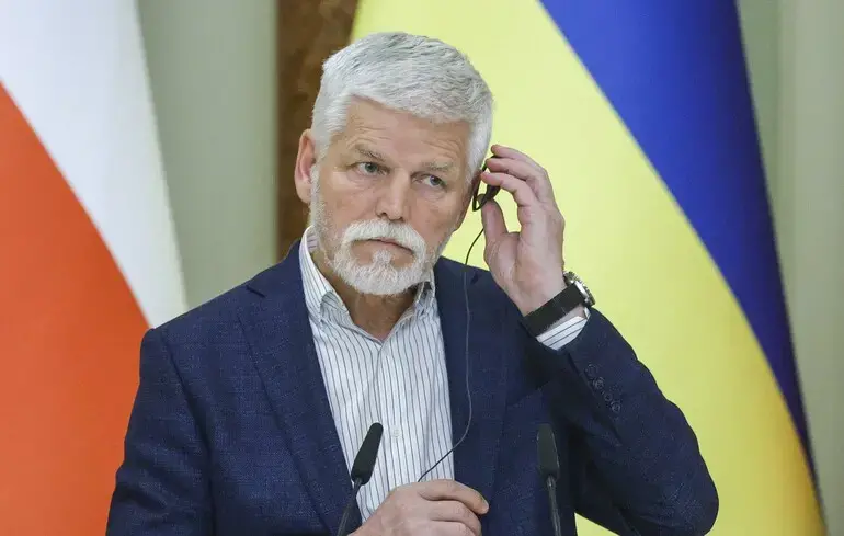Київ накрив густий смог: жителям радять залишатися вдома