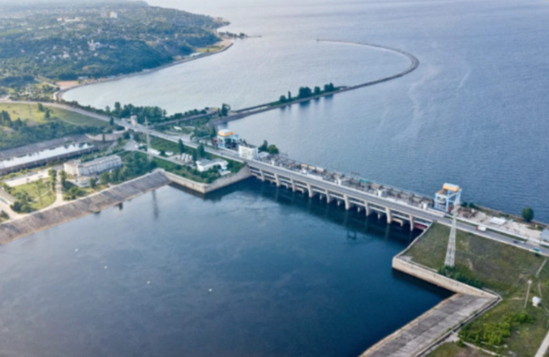 Повітряна атака на Київщині: дрони фіксують біля водосховища та передмість