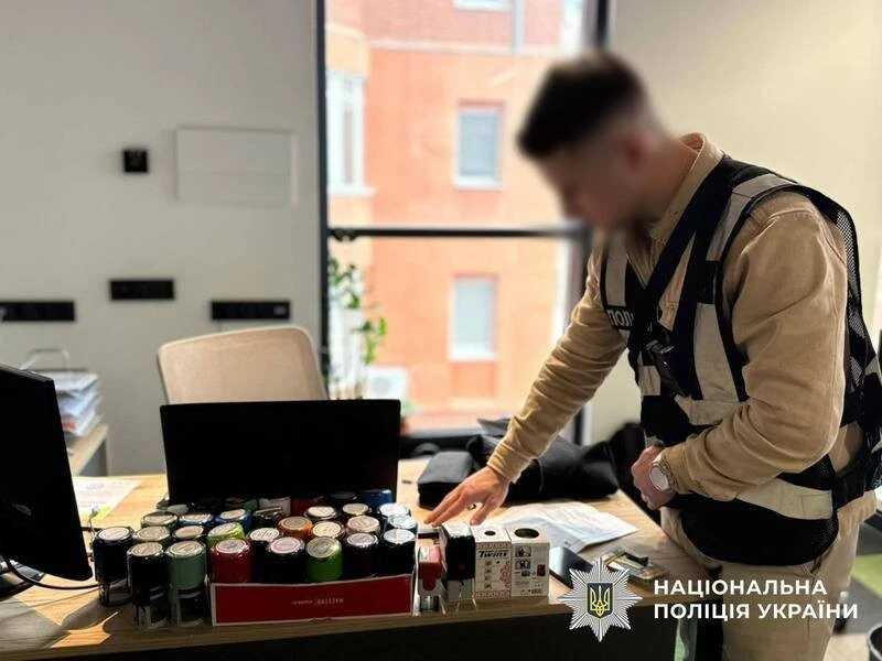 Схема на мільйони: правоохоронці знешкодили угруповання криптоколекторів