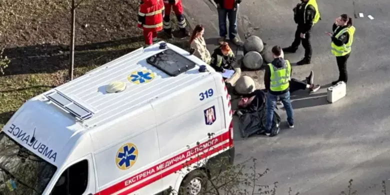 Ціна героїзму в Голосіївському районі: помер чоловік, який закрив собою дитину під час атаки