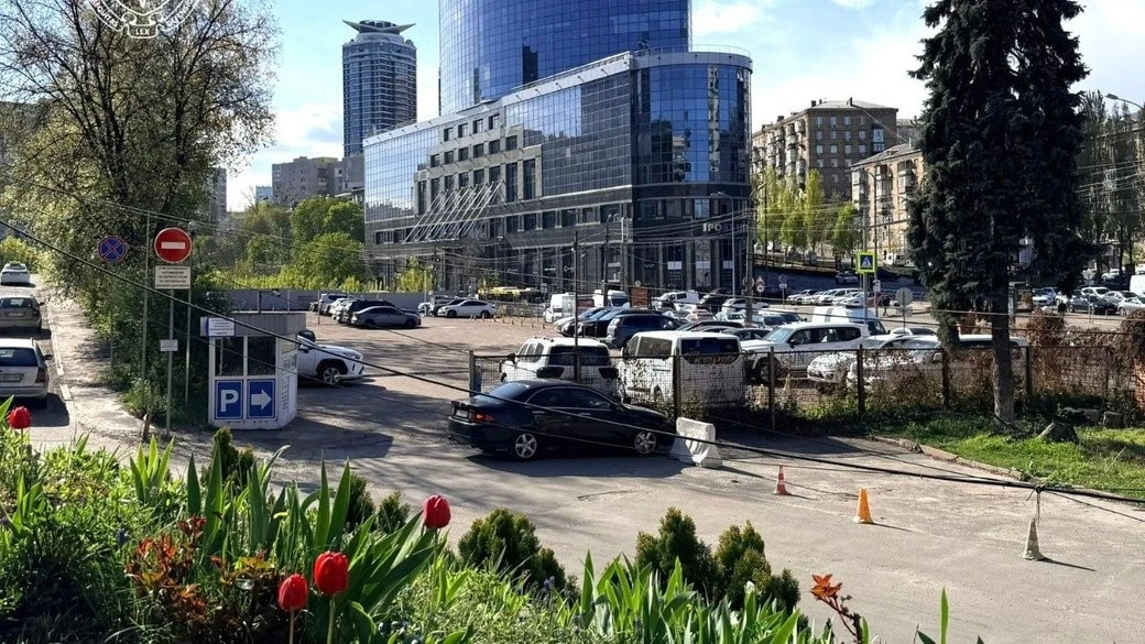 Загроза історичній забудові: прокуратура оскаржує зведення приватної клініки на Печерську