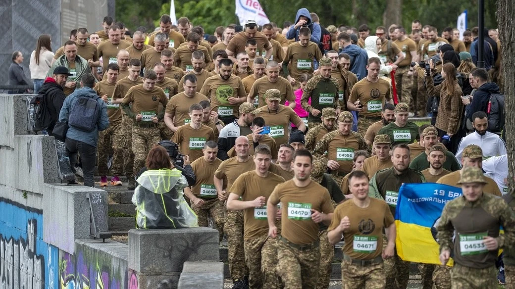 Символічні 5 кілометрів заради немовлят: у столиці відбувся традиційний марафон