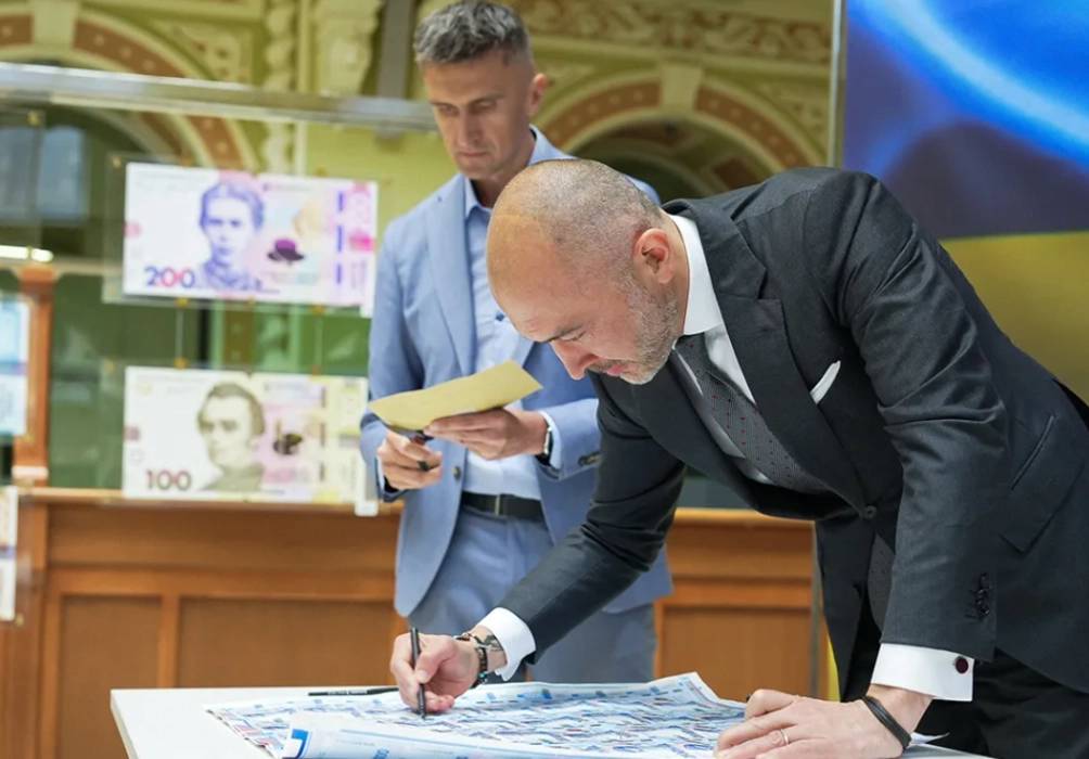 Для українців готують грошову новинку: Нацбанк презентував банкноту найвищого номіналу із Василем Стусом